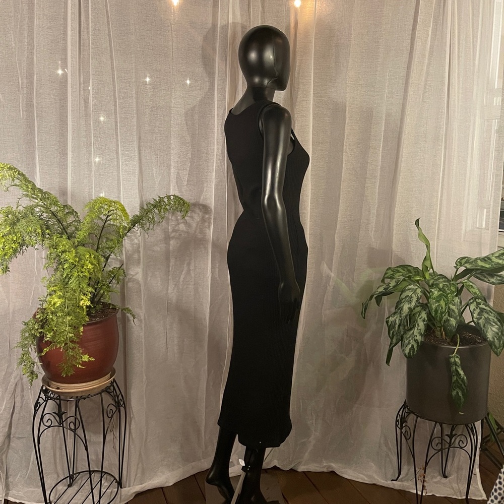 French Connection Sleeveless Ribbed Maxi Dress (M) - Picture 7 of 9